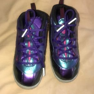 Metallic Foamposites